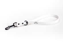Load image into Gallery viewer, Henry &amp; Sadie Snow Traffic Lead with Black Hardware