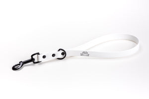 Henry & Sadie Snow Traffic Lead with Black Hardware