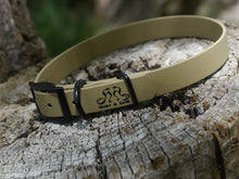 Load image into Gallery viewer, Henry &amp; Sadie Sahara Sand Collar with Black Traditional Buckle and hardware on a tree stump